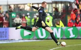 World's Tallest Football Player Belgian goalkeeper